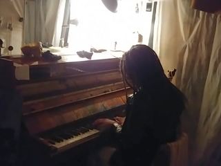 Saveliy merqulove - the peaceful cudzinec - klavír.
